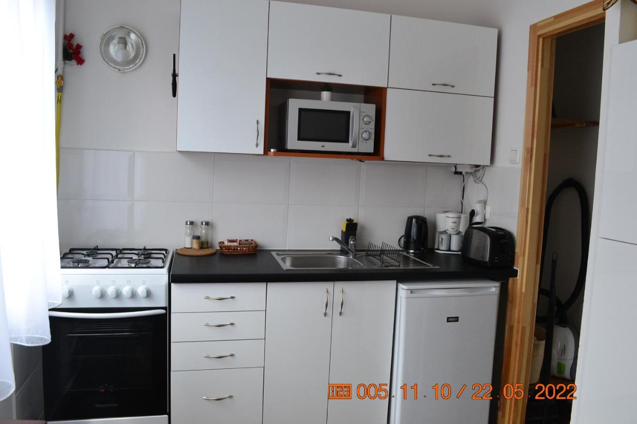 Sziget Apartman Eger Extérieur photo